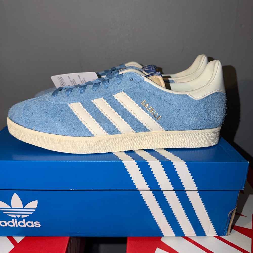 Men’s Adidas Gazelle Shoes - Picture 3 of 8